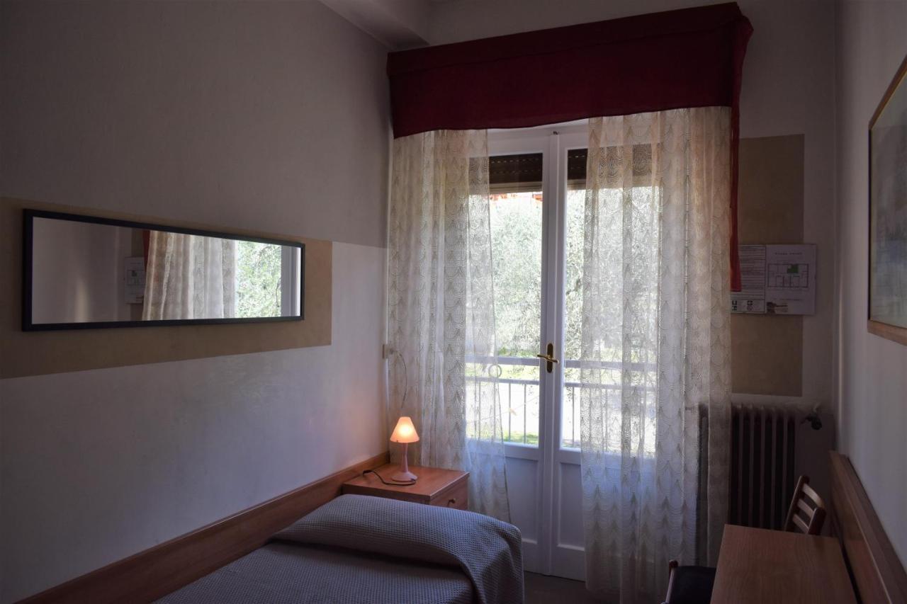 Albergo Al Pescatore Brenzone sul Garda Zewnętrze zdjęcie